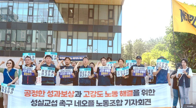 从DNF转投梦幻西游,旭旭宝宝重回巅峰,直播场场10万+-游戏价值论