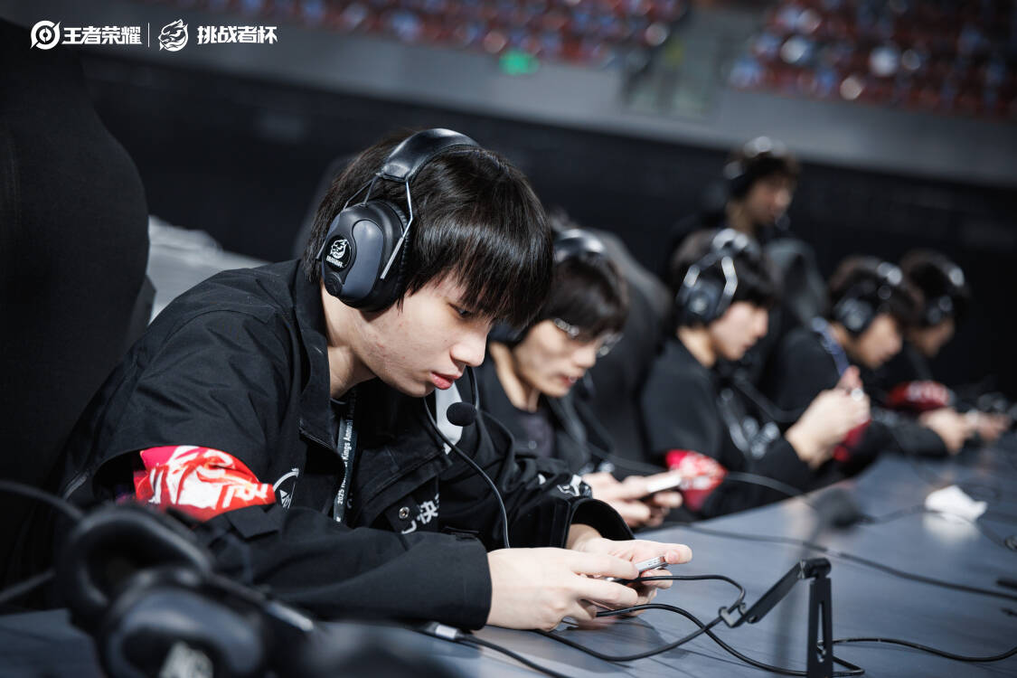 逐浪三亚，挑战巅峰！北京WB战队问鼎 2025 年王者荣耀挑战者杯冠军-游戏价值论