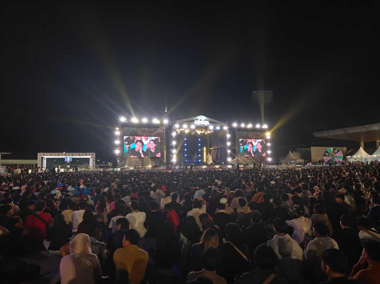 《决胜巅峰》连破全球收视纪录，移动电竞的天花板还远没到来？-游戏价值论