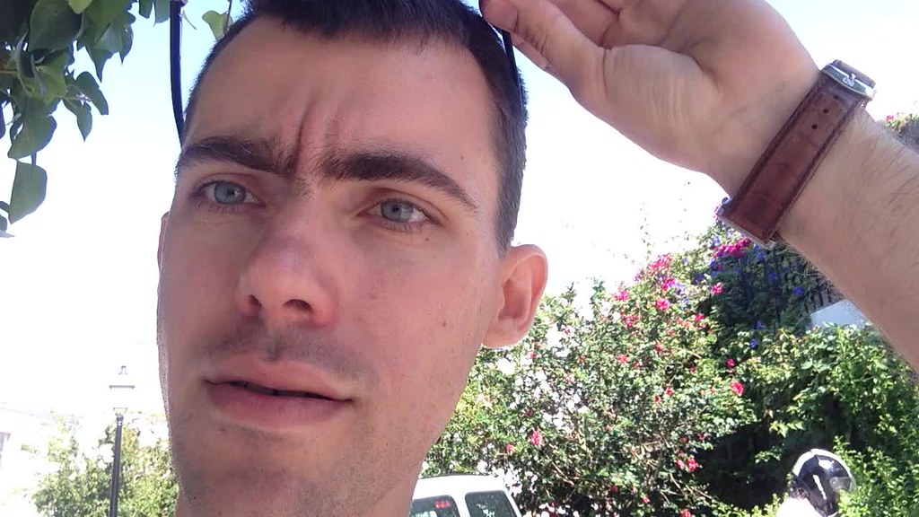 Cavalcades pour La ciotat Parcourez , ! Allumez-toi-même-游戏价值论