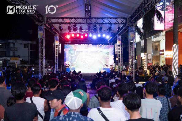 决胜巅峰十周年庆典落地十国   数万玩家现场狂欢-游戏价值论